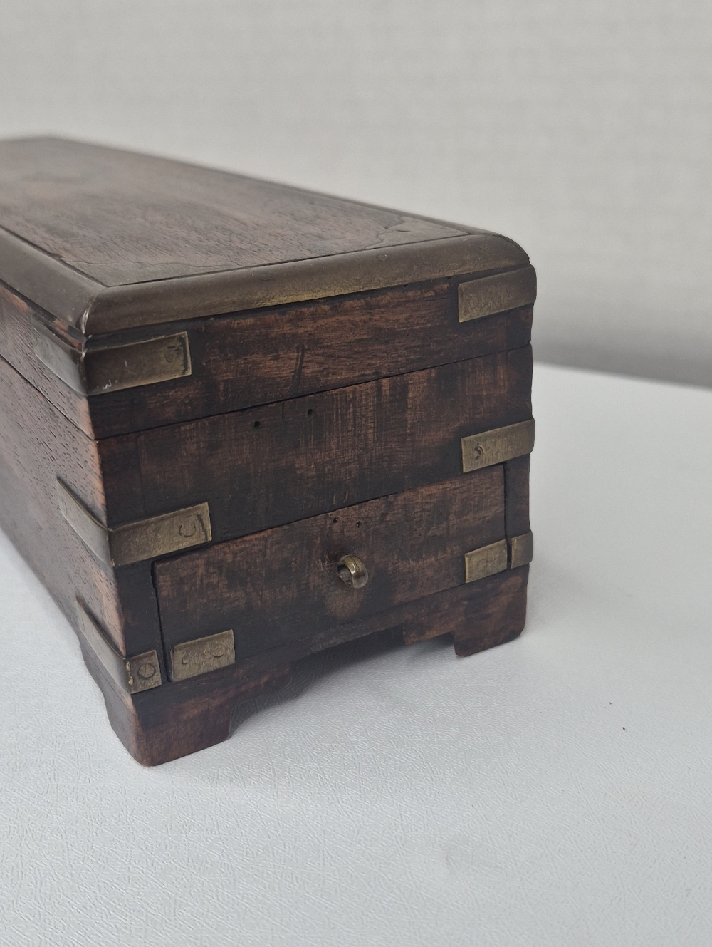 RARE Antique 19thC Rosewood Scribe Box w/ Hidden Drawer & Key - Picture 5 of 16